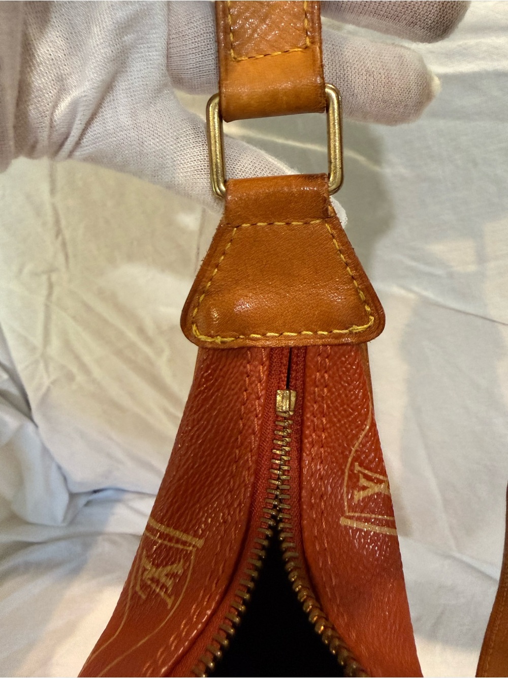 Vintage Louis Vuitton Cup Le Touquet Shoulder Bag In Red - Limited America’s Cup - Picture 13 of 16